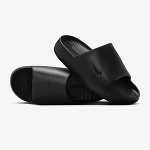 Women’s Nike Calm Slides Size 8